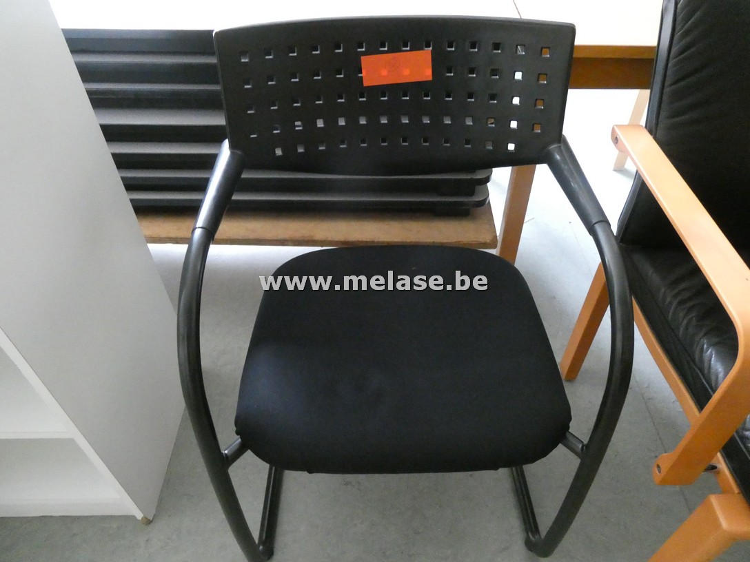 Design stapelstoel