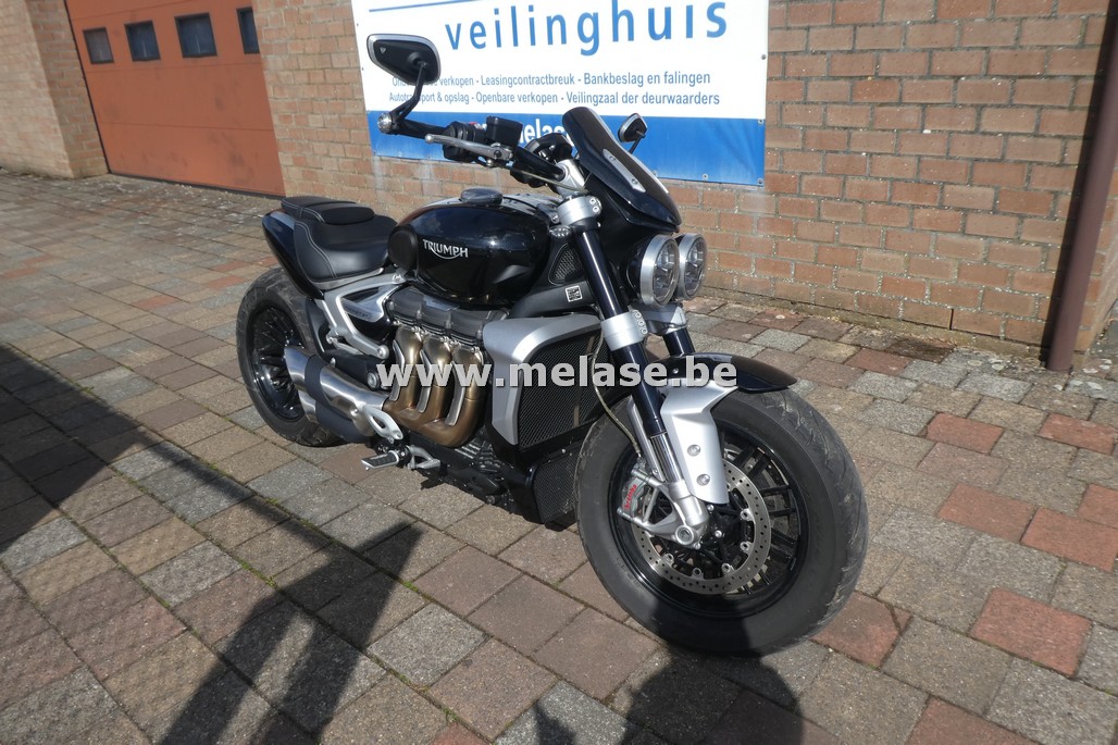 Moto Triumph Rocket 3R