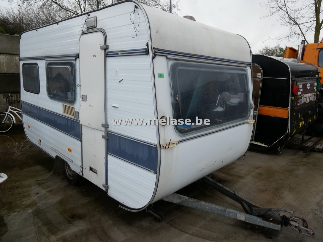 Caravan "Adria - wit"
